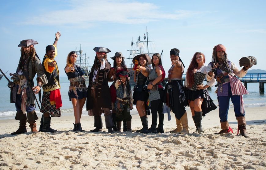 Passeio no Barco Pirata ‘Full+Fortaleza de Anhatomirim’ (saída de Canasvieiras) – By Scuna Pirata