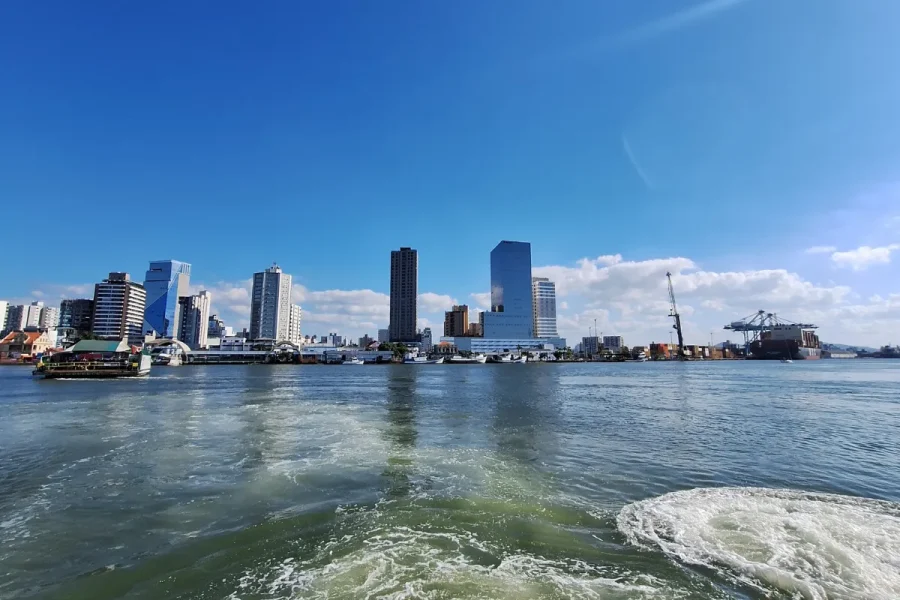 Descubra Balneário Camboriú