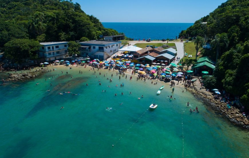Passeio Bombinhas, Quatro Ilhas e Mariscal (Saída de Florianópolis) – By Itaguasul Turismo