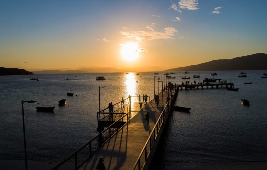 Passeio Bombinhas, Quatro Ilhas e Mariscal (Saída de Florianópolis) – By Itaguasul Turismo