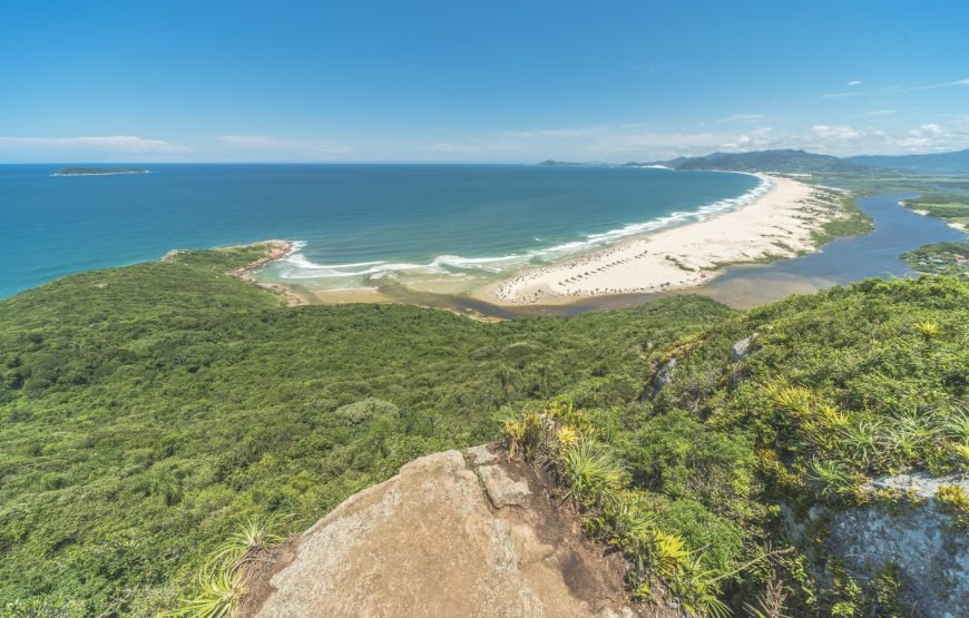 Encantos do Sul: Passeio Guarda do Embaú (Saída de Florianópolis) – By Itaguasul Turismo