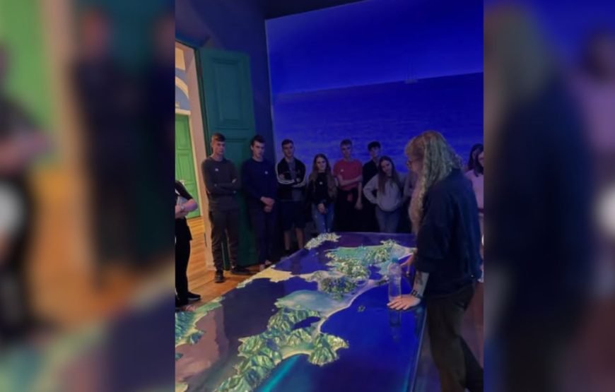 Guia de Turismo em Florianópolis: trilhas, city tour e experiências na natureza -By Anne Sem Limites