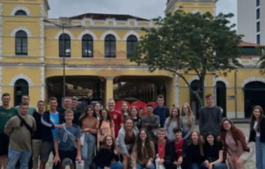 Guia de Turismo em Florianópolis: trilhas, city tour e experiências na natureza -By Anne Sem Limites