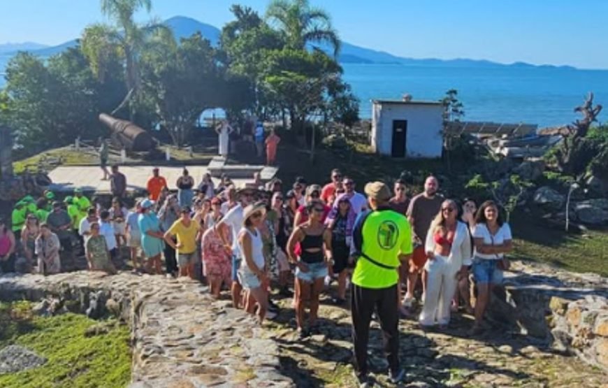 Passeio de Barco Pirata: roteiro Ilhas Tropicais em Florianópolis – By Scuna Sul