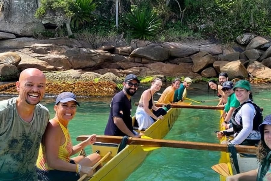 Piscinas Naturais da Barra da Lagoa de Canoa Havaiana em Floripa